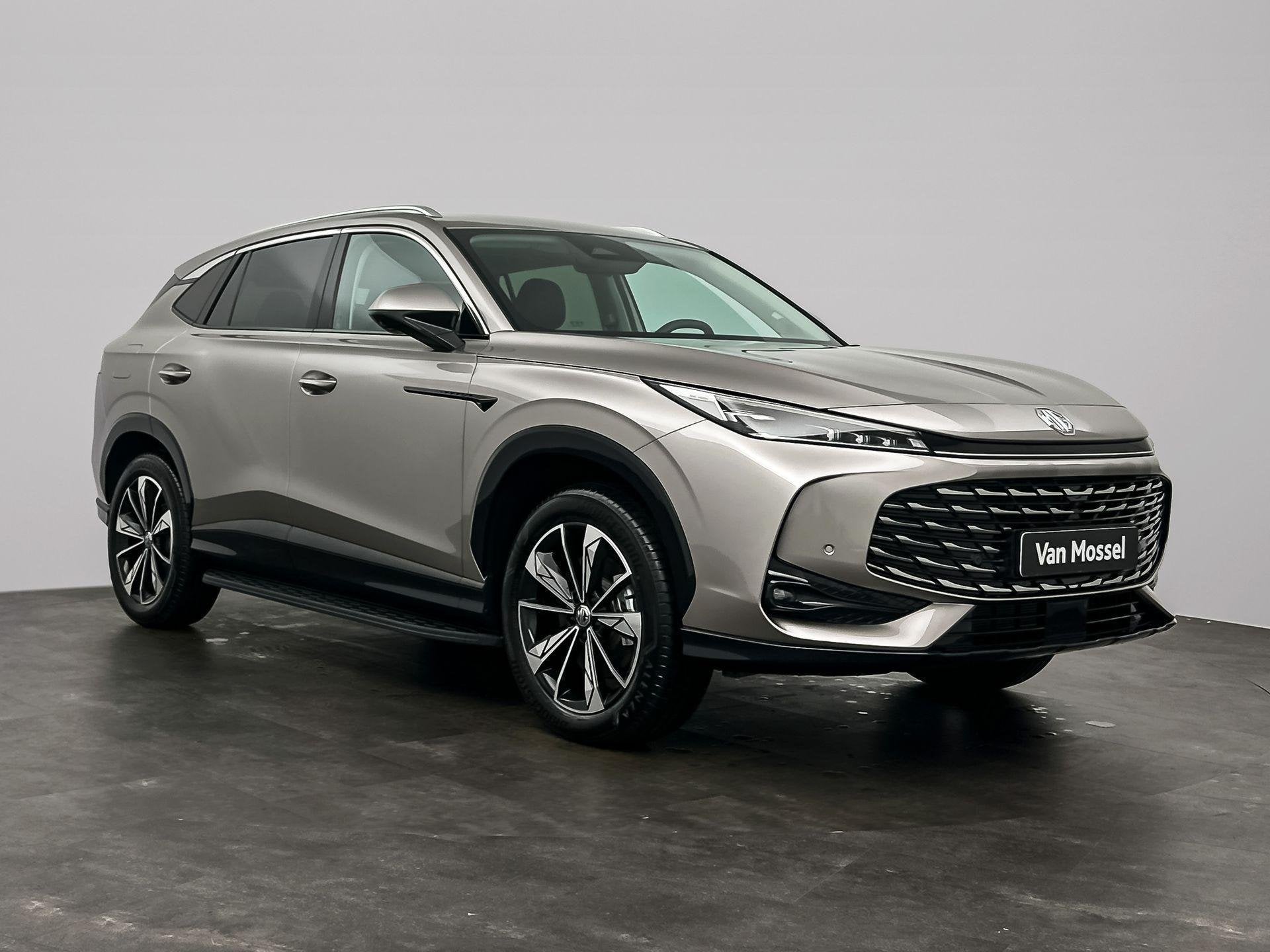 MG HS 1.5T PHEV Luxury Madness Edition 360 Camera | LED | St, Auto's, 12 maanden, Stof, 4 cilinders, Nieuw