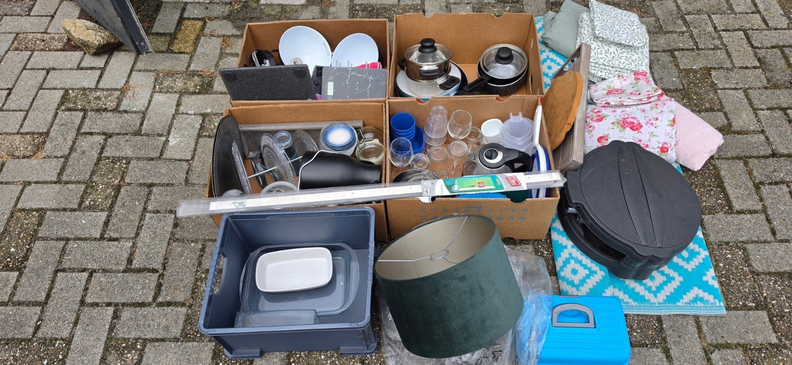 rommelmarkt spullen, Diversen, Ophalen