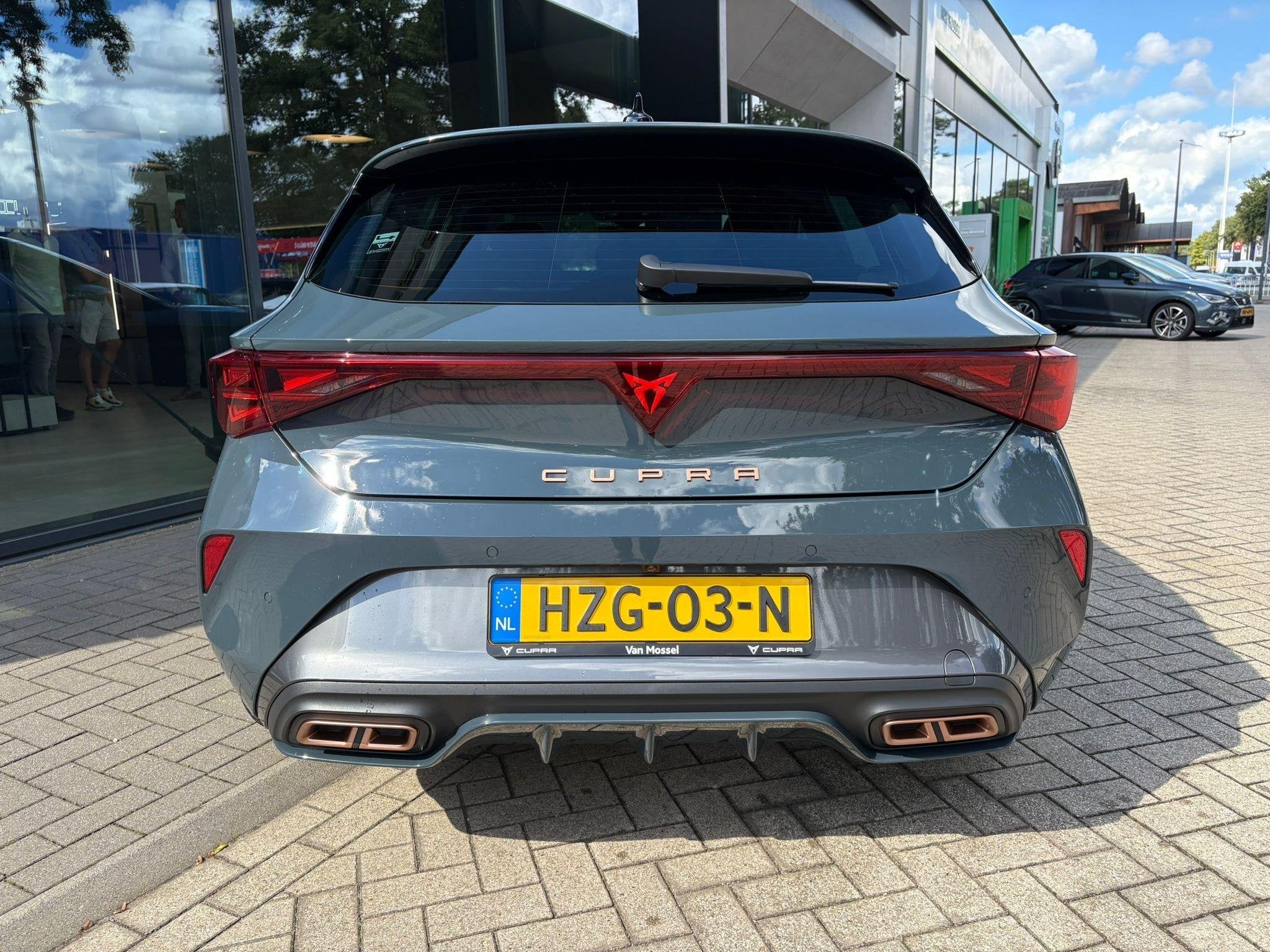 CUPRA Leon 1.5 TSI e-Hybrid VZ Performance 272PK | Navigatie, Auto's, 12 maanden, 4 cilinders, Alcantara, 26 kWh