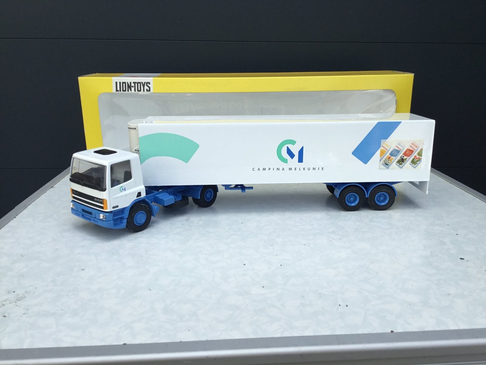 Lion Toys Daf 75 Campina Melkunie in ovp, Hobby en Vrije tijd, Modelauto's | 1:50, Ophalen of Verzenden, Zo goed als nieuw, Bus of Vrachtwagen