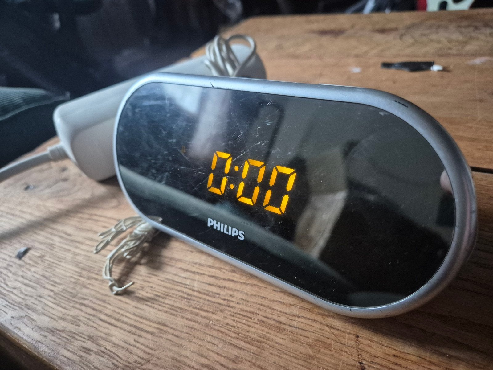 Philips Wekkerradio met Spiegel Voorkant - Perfect Werkend, Ophalen of Verzenden, Zo goed als nieuw, Digitaal