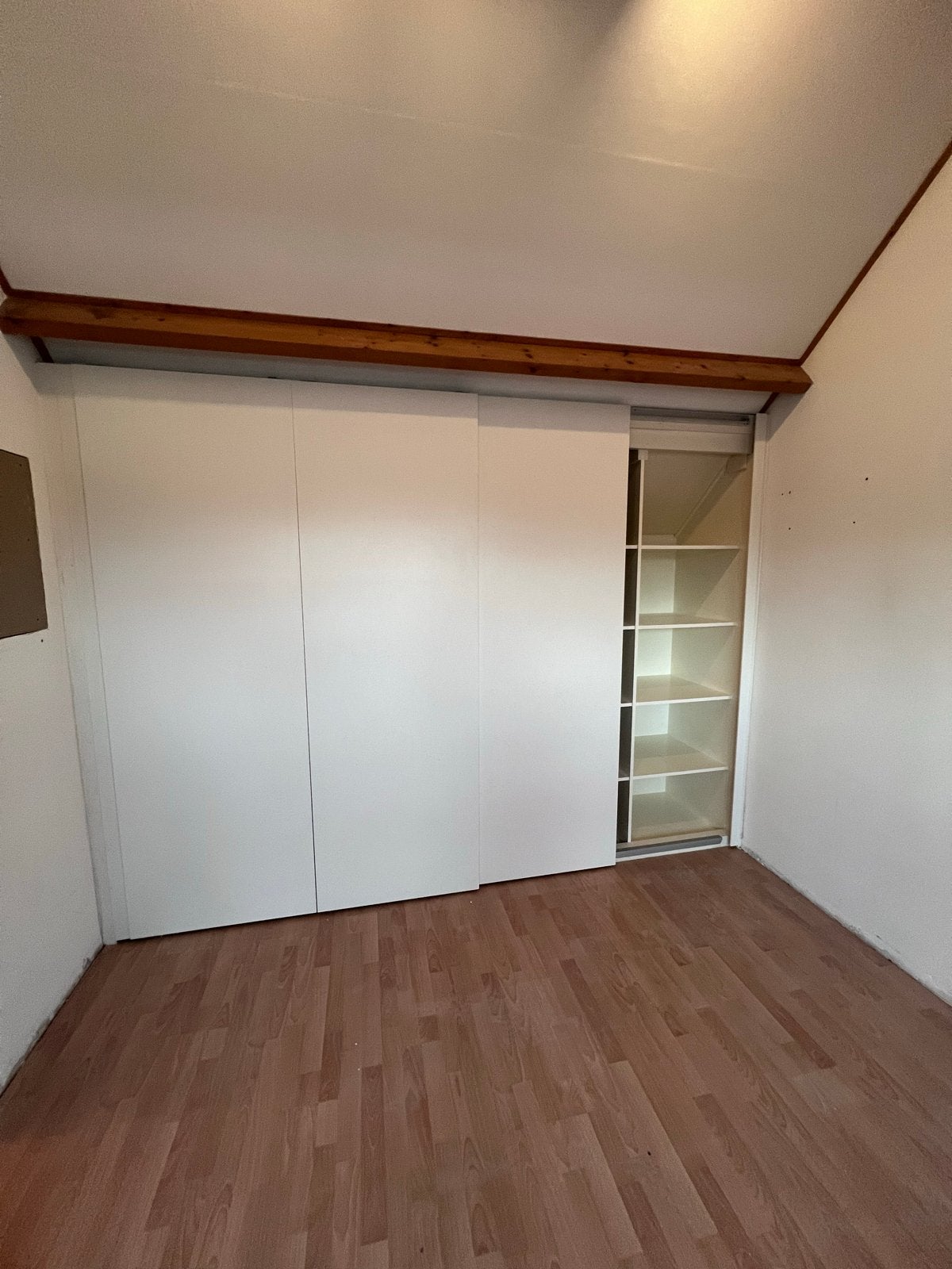 Handgemaakte kledingkast met 4 schuifdeuren, Ophalen, Gebruikt, 200 cm of meer, Met deur(en)