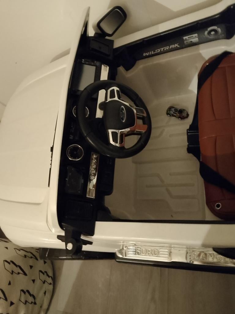 Ford Ranger Wildtrak 4x4 Elektrische Kinderauto, Ophalen, Zo goed als nieuw
