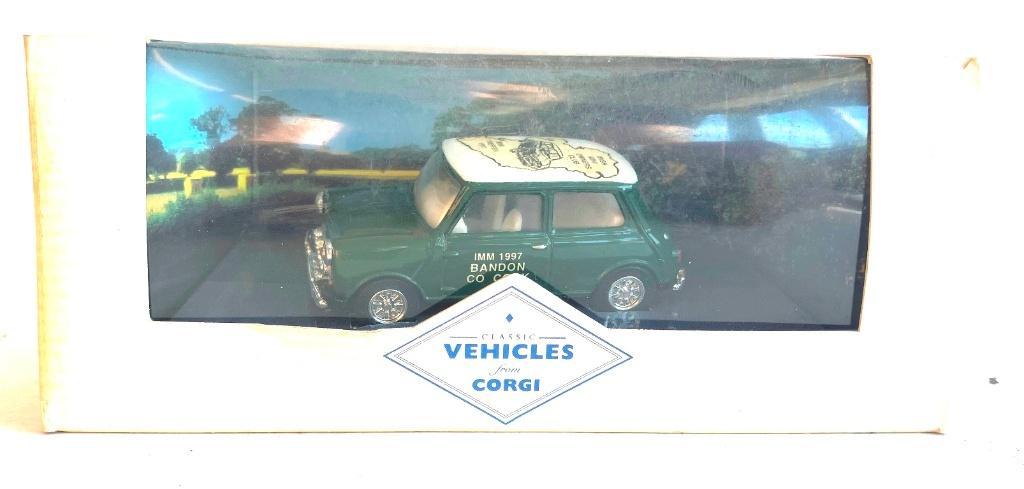 Mini Cooper Almond green IMM 1997  Corgi # 98136., Ophalen of Verzenden, Zo goed als nieuw, Auto, Corgi