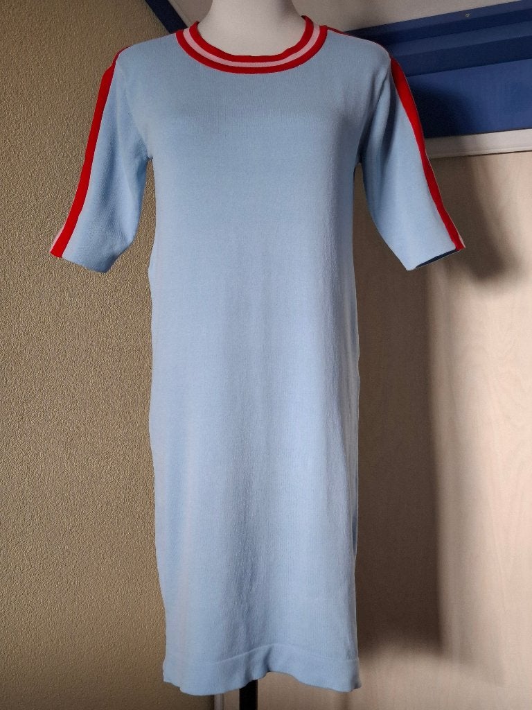 Sweewë Lichtblauwe jurk, Kleding | Dames, Maat 38/40 (M), Ophalen of Verzenden, Zo goed als nieuw, Boven de knie