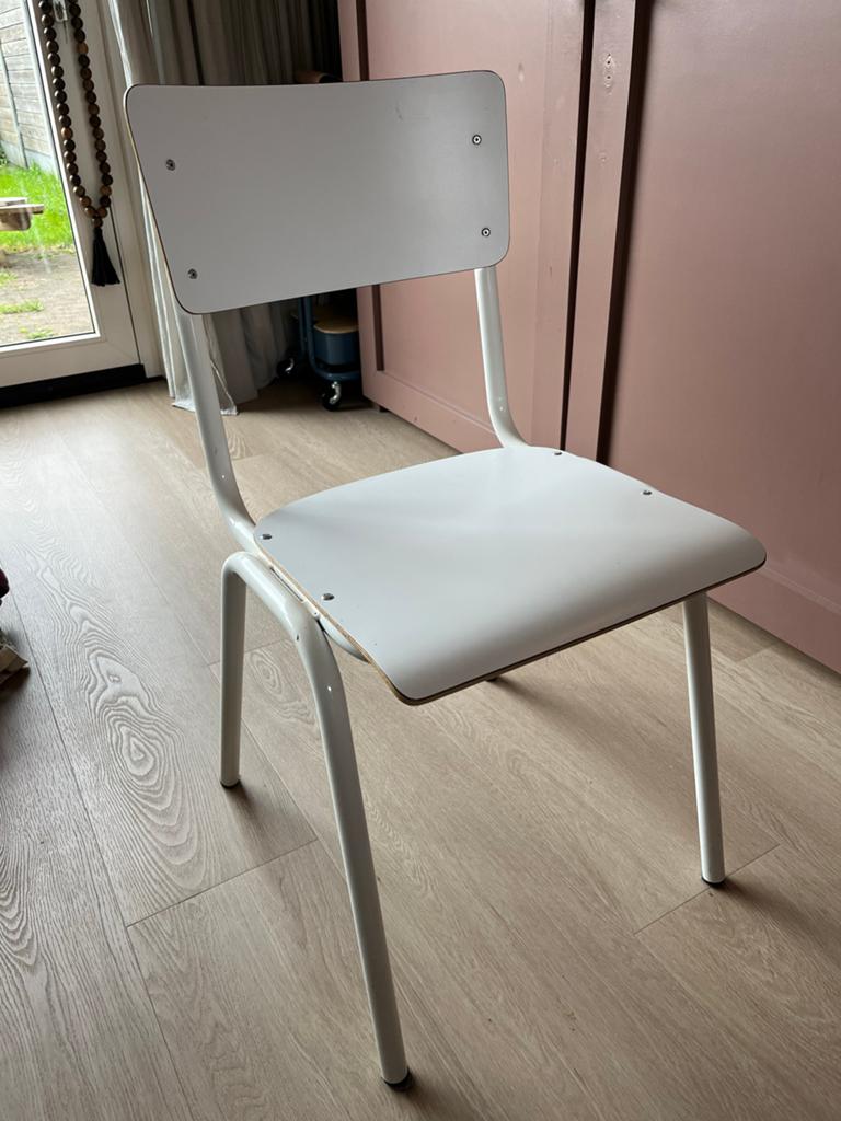 Zuiver Back to School stoel wit, Huis en Inrichting, Stoelen, Ophalen, Gebruikt, Wit, Drie