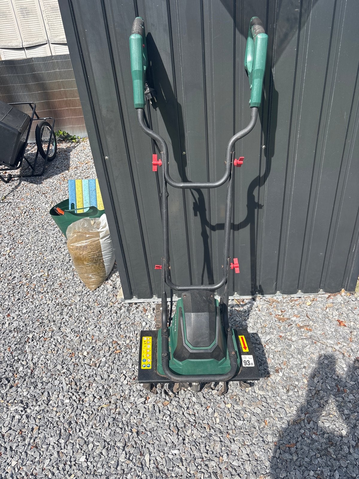 Elektrische tuinfrees - Zo goed als nieuw, Tuin en Terras, Ophalen, Zo goed als nieuw, Elektrisch