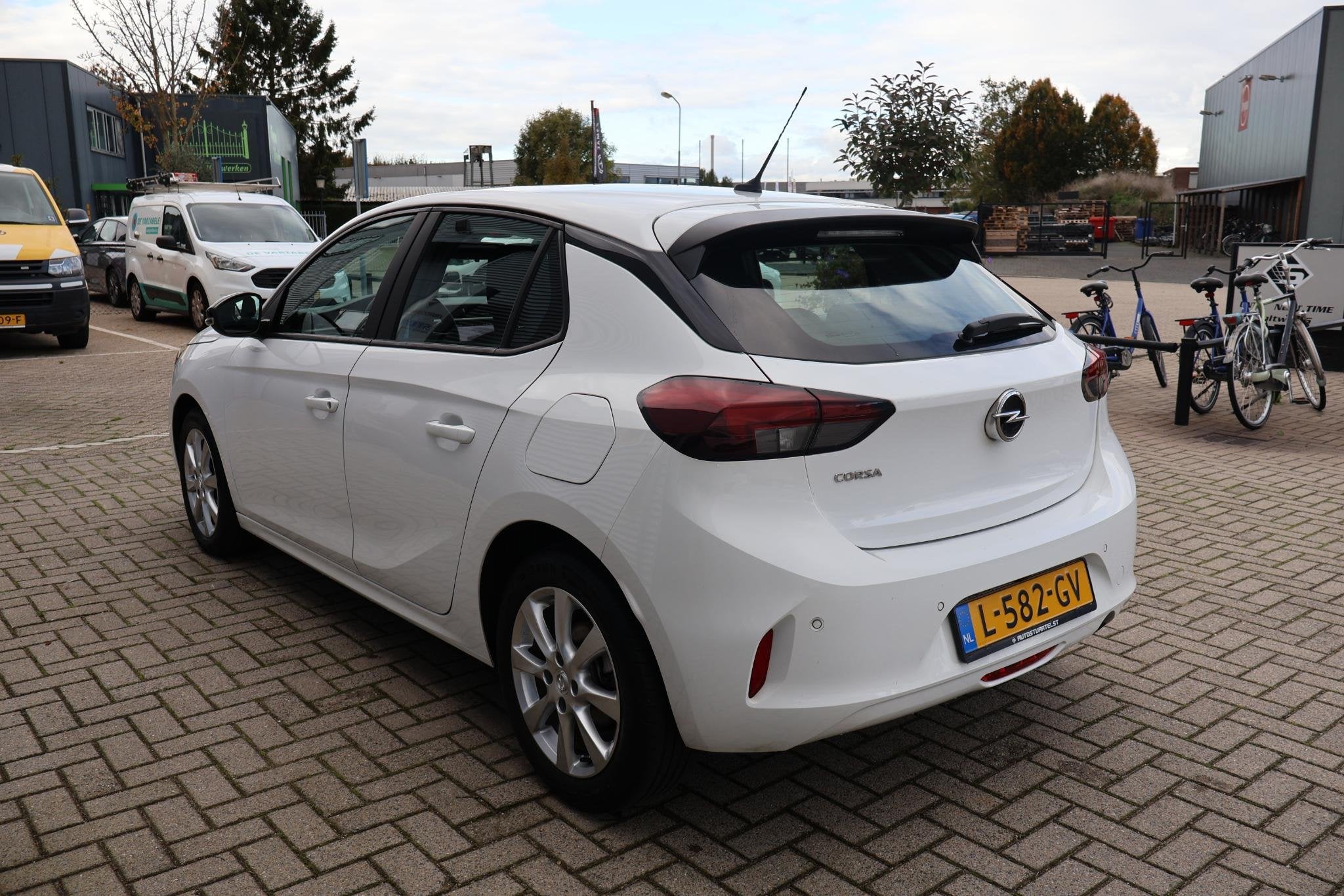 Opel Corsa 1.2 Edition 1e Eigenaar | Volledig Onderh | NL-Au, Voorwielaandrijving, Stof, Gebruikt, Euro 6