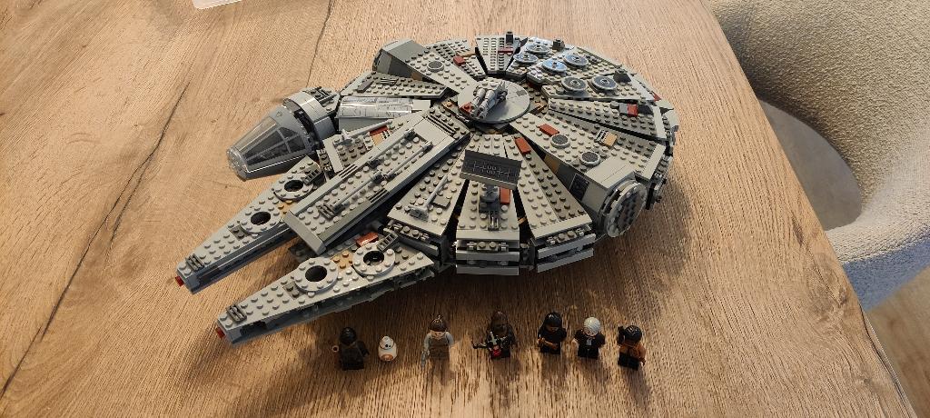 LEGO Star Wars Millennium Falcon – 75105, Ophalen, Gebruikt, Star Wars, Lego