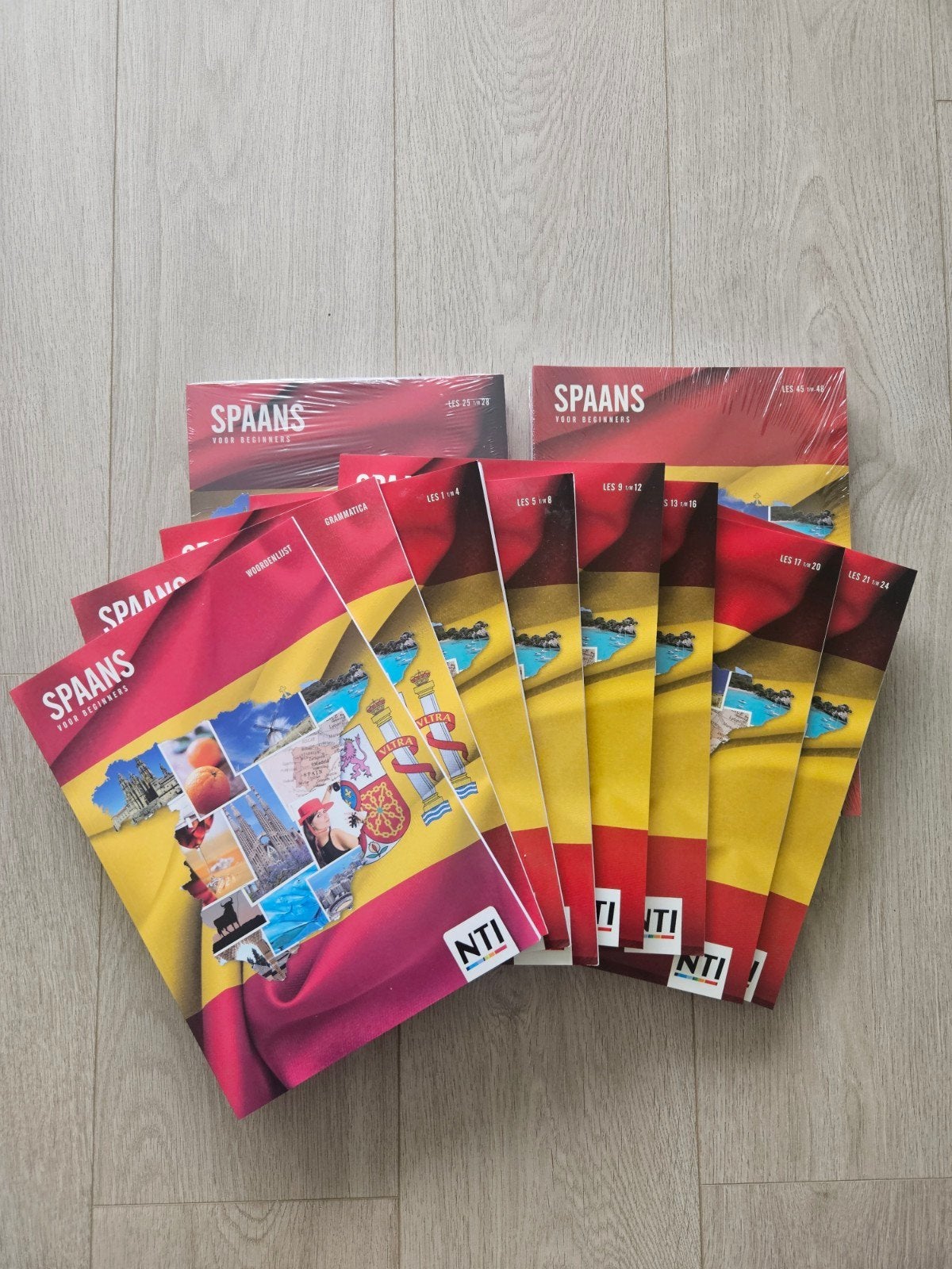 NTI cursus Spaans voor beginners (les 1 t/m 64), Non-fictie, Verzenden, Nederlands, Spaans, Zo goed als nieuw
