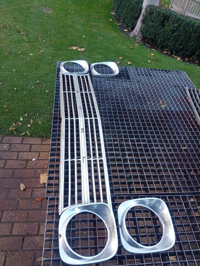Opel kadett b grill diplomat grill, Auto-onderdelen, Ophalen of Verzenden, Opel