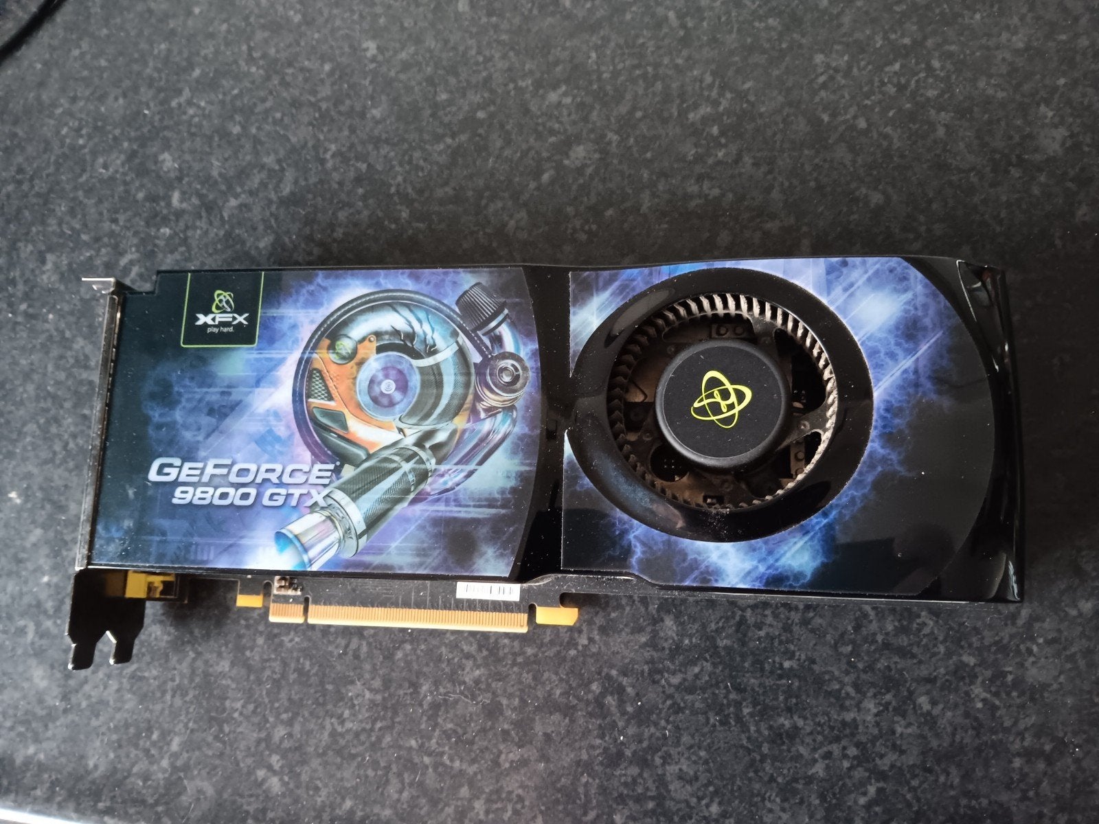 XFX GeForce 9800gtx en eVGA e-GeForce 9800gt, Ophalen, Gebruikt, DVI