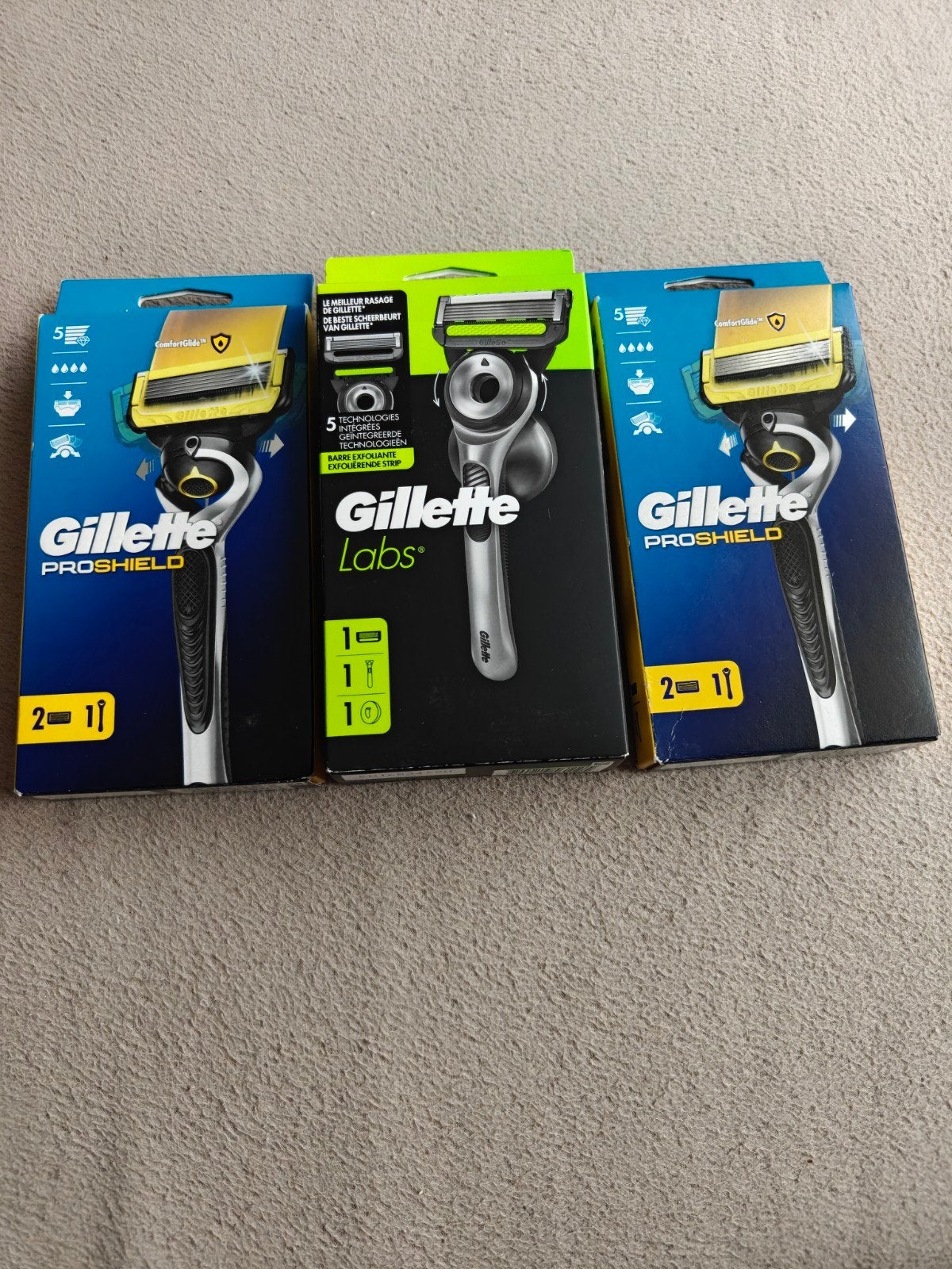 Gillette Scheermesjes: Proshield en Labs (3 stuks), Ophalen of Verzenden, Nieuw, Scheren en Epileren