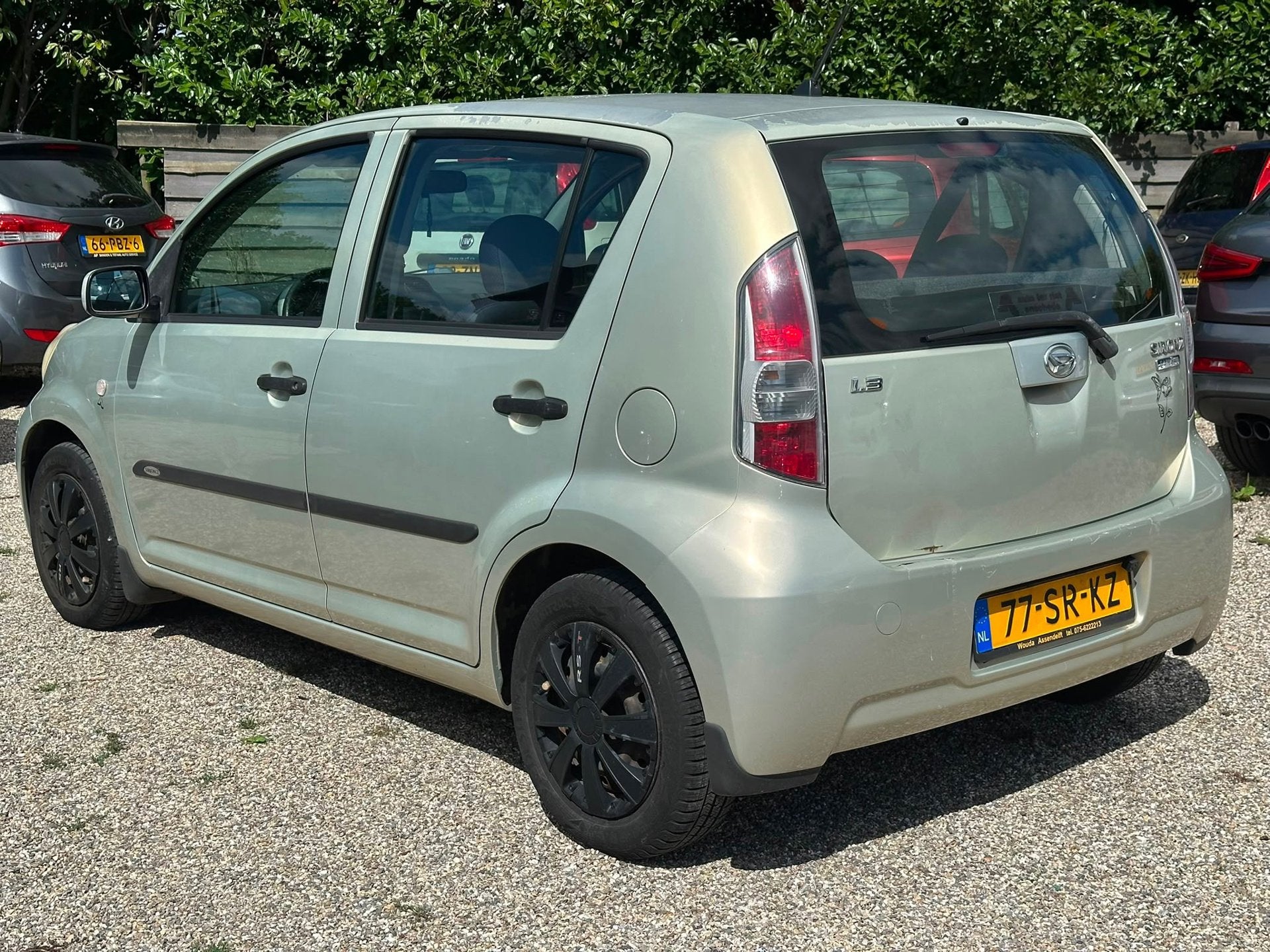 Daihatsu Sirion 2 1.3-16V Comfort Automaat Nieuwe Apk Motori, Auto's, Gebruikt, 31 €/maand, 4 cilinders, Beige