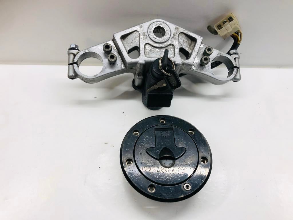 Kawasaki GPZ 600 Contactslot en Tankdop Set, Gebruikt, ., Ophalen of Verzenden, .