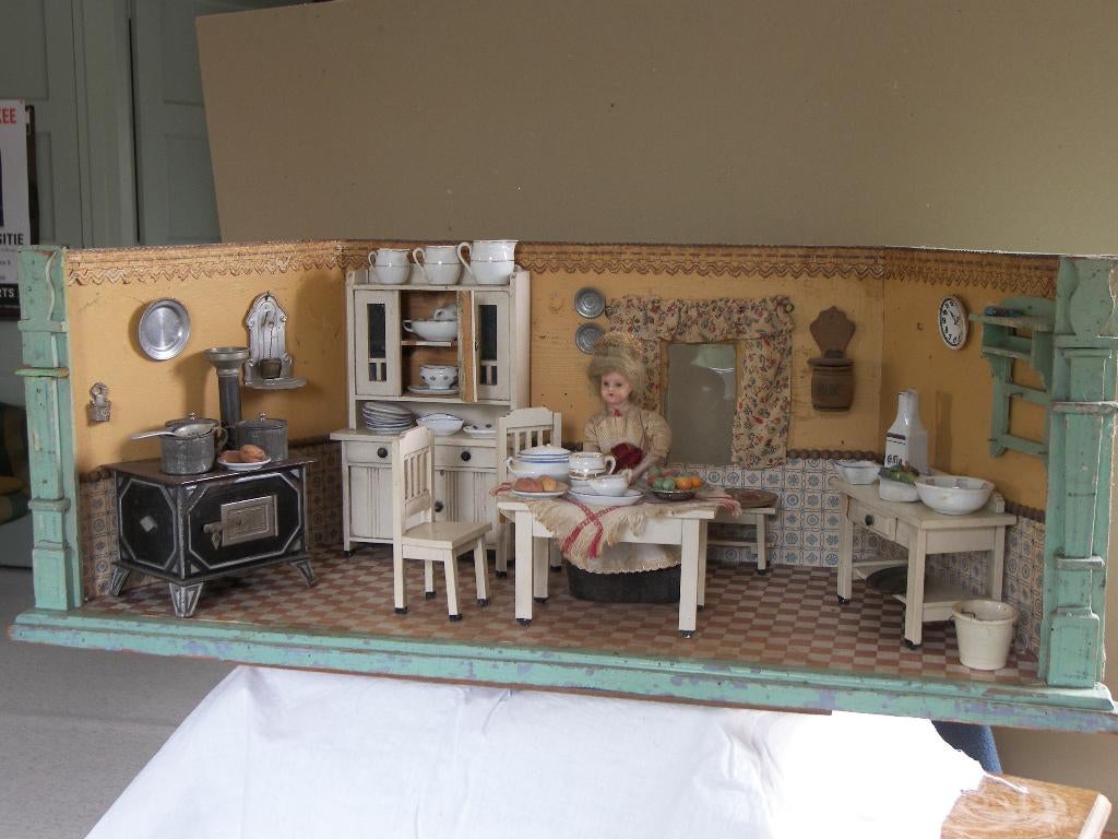 antiek speelgoed keukentje, poppenhuis, Antiek en Kunst, Ophalen