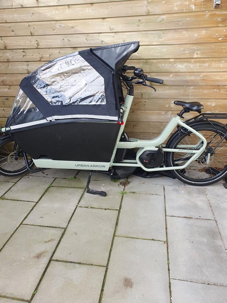 Urban arrow, Fietsen en Brommers, Fietsen | Bakfietsen, Ophalen of Verzenden, Zo goed als nieuw, 4 kinderen of meer