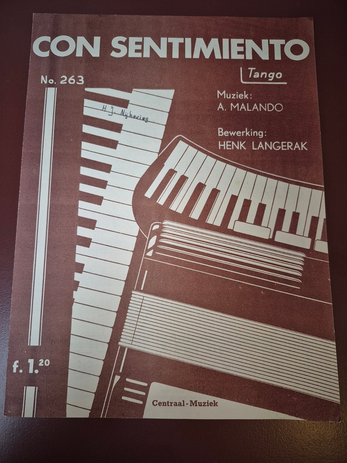 Con Sentimiento -Argentijnse Tango bladmuziek voor accordeon, Muziek en Instrumenten, Bladmuziek, Gebruikt, Wereldmuziek, Ophalen of Verzenden