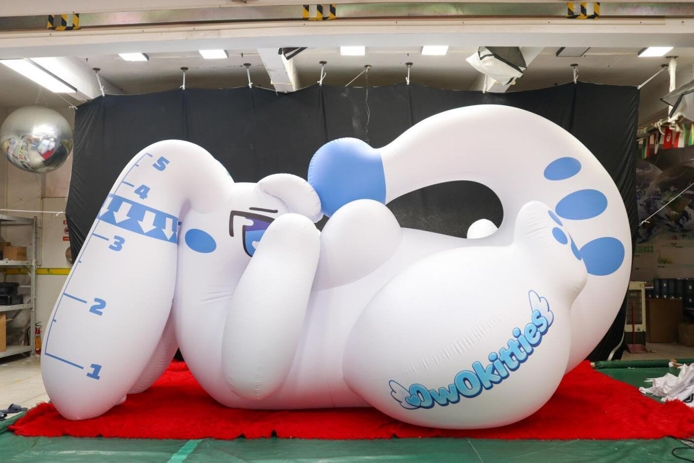 ZELDZAME OPBLAASBARE 5 METER HONGYI BUNNY - WIT/BLAUW, Ophalen of Verzenden, Zo goed als nieuw