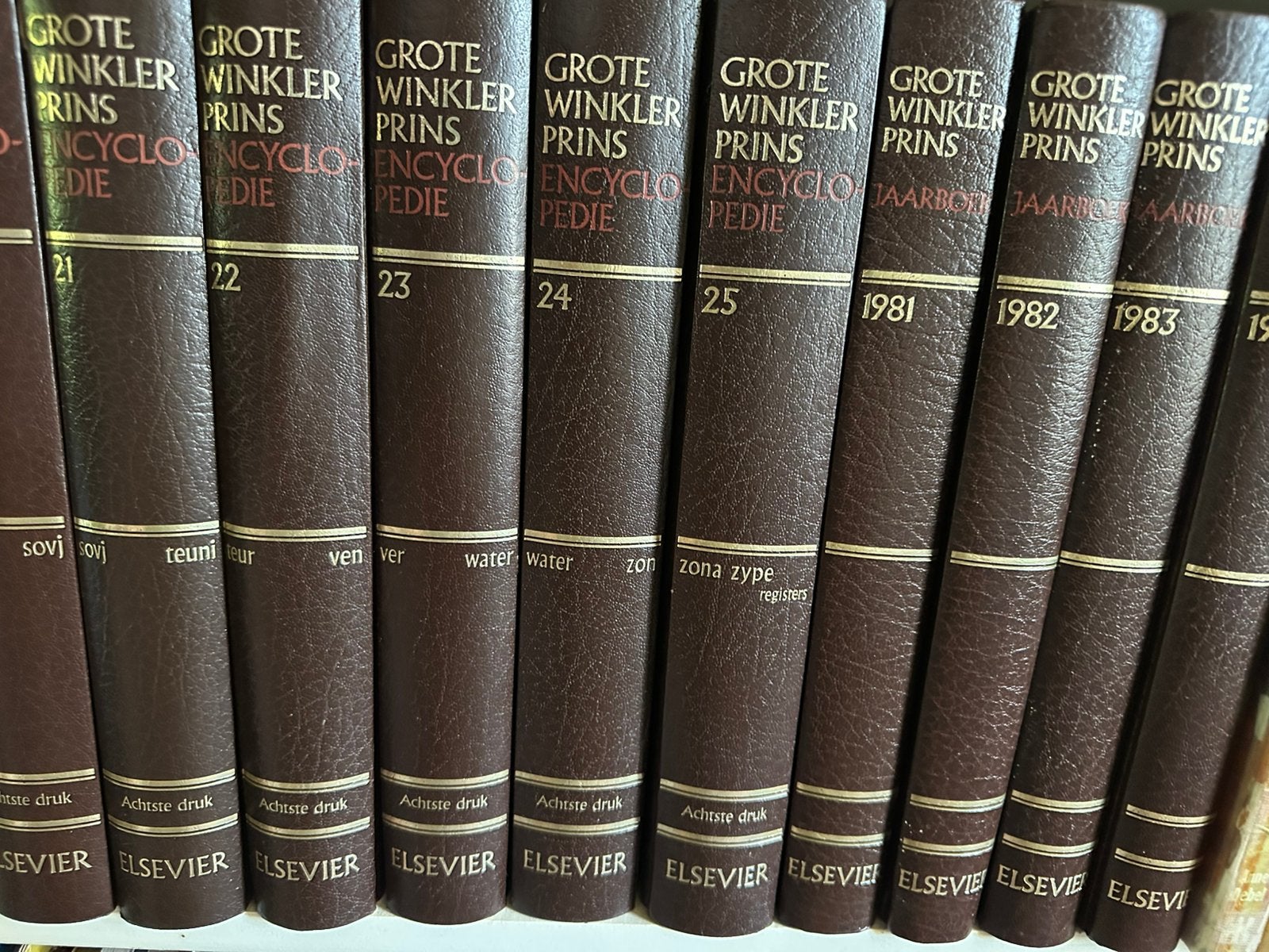 Grote Winkler Prins encyclopedie, Boeken, Encyclopedieën, Ophalen, Gelezen, Algemeen, Complete serie
