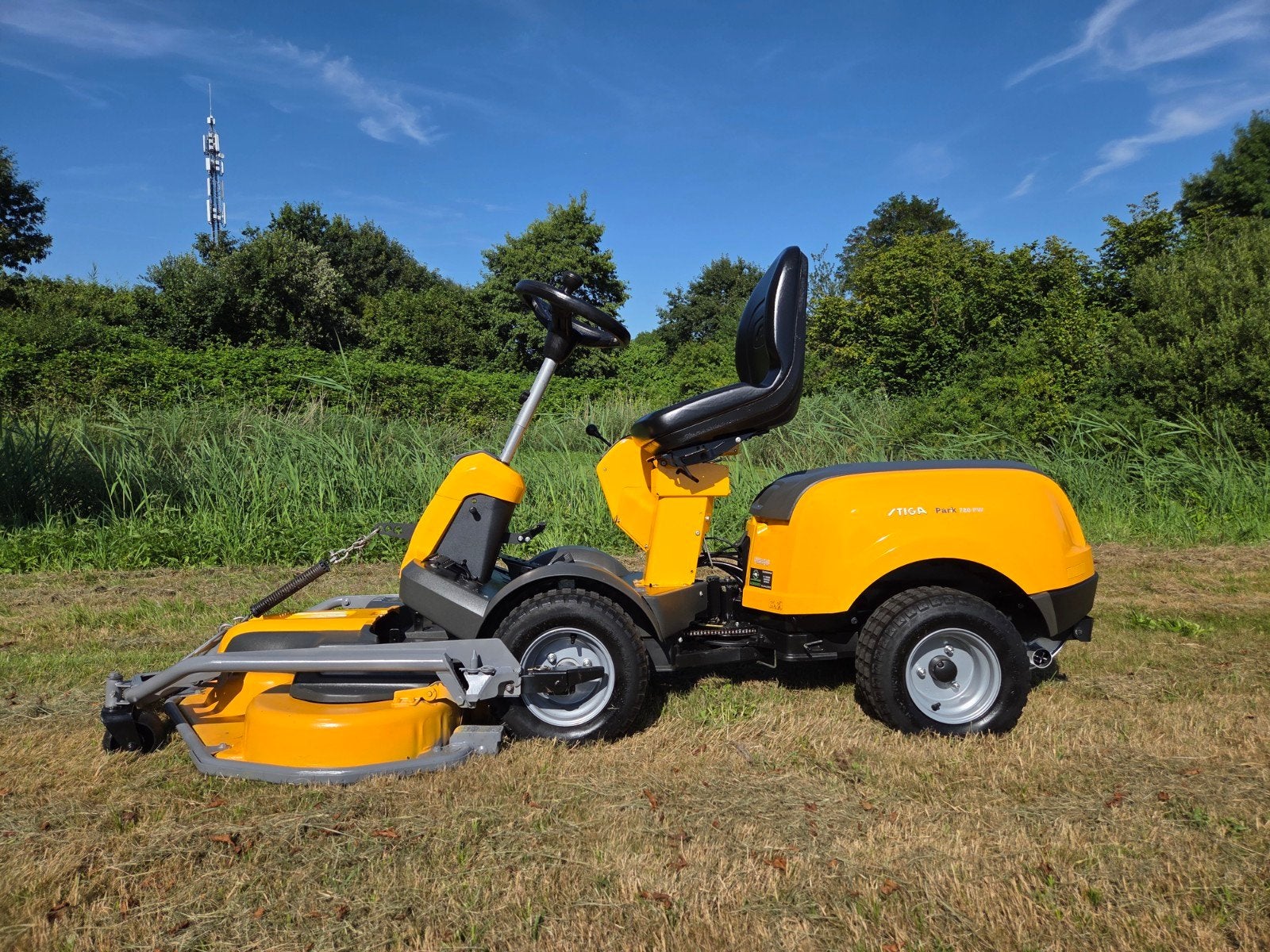 STIGA Park 720 PW Frontmaaier - 125CM - V-Twin 18PK, Tuin en Terras, Stiga Castelgarden, Stiga Park Pro, Stiga, Zo goed als nieuw