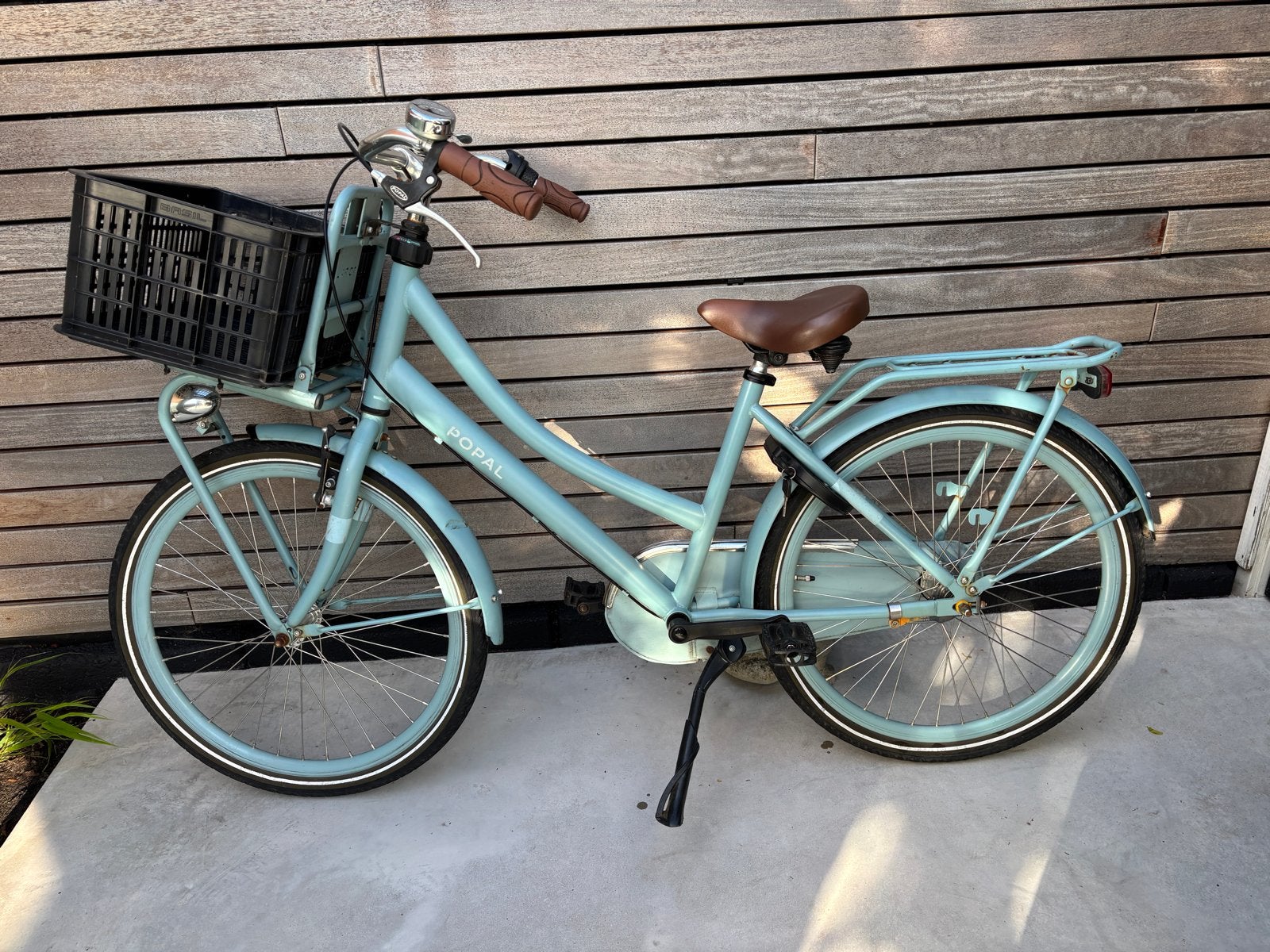 Popal 24 inch meisjesfiets met 3 versnellingen en krat, Ophalen, Terugtraprem, Handrem, Gebruikt