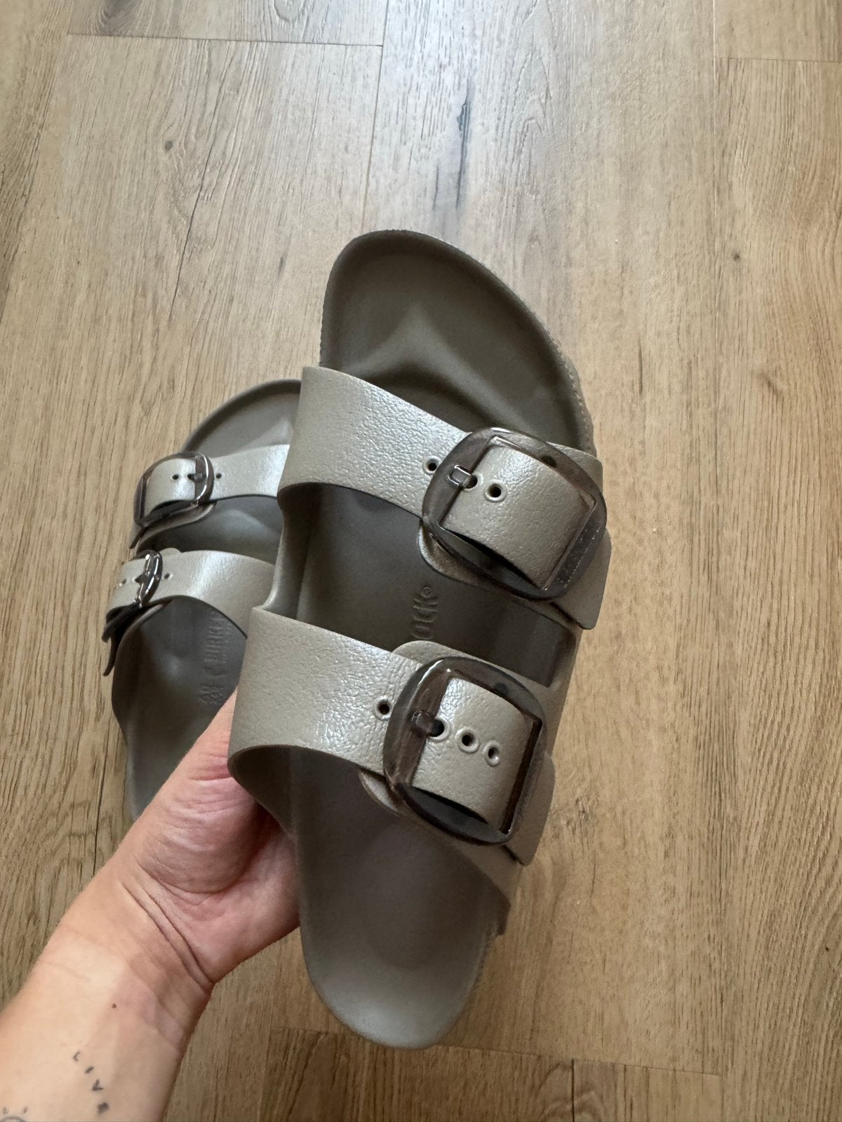 Birkenstock Arizona big buckle slippers maat 40, Kleding | Dames, Schoenen, Ophalen, Zo goed als nieuw, Overige kleuren, Slippers