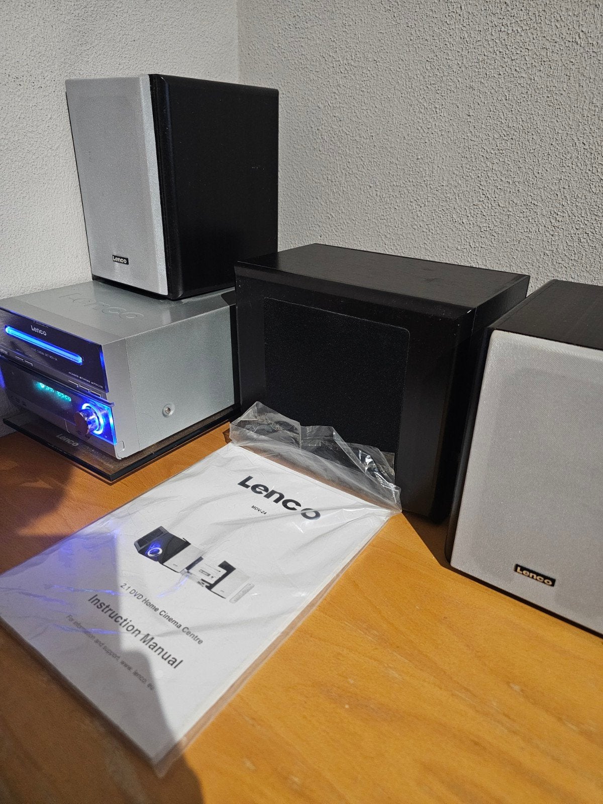 Volledige Lenco Home Cinema Set MDV-24 met afstandsbediening, Gebruikt, 2.1-systeem, Dvd-speler, 40 tot 70 watt