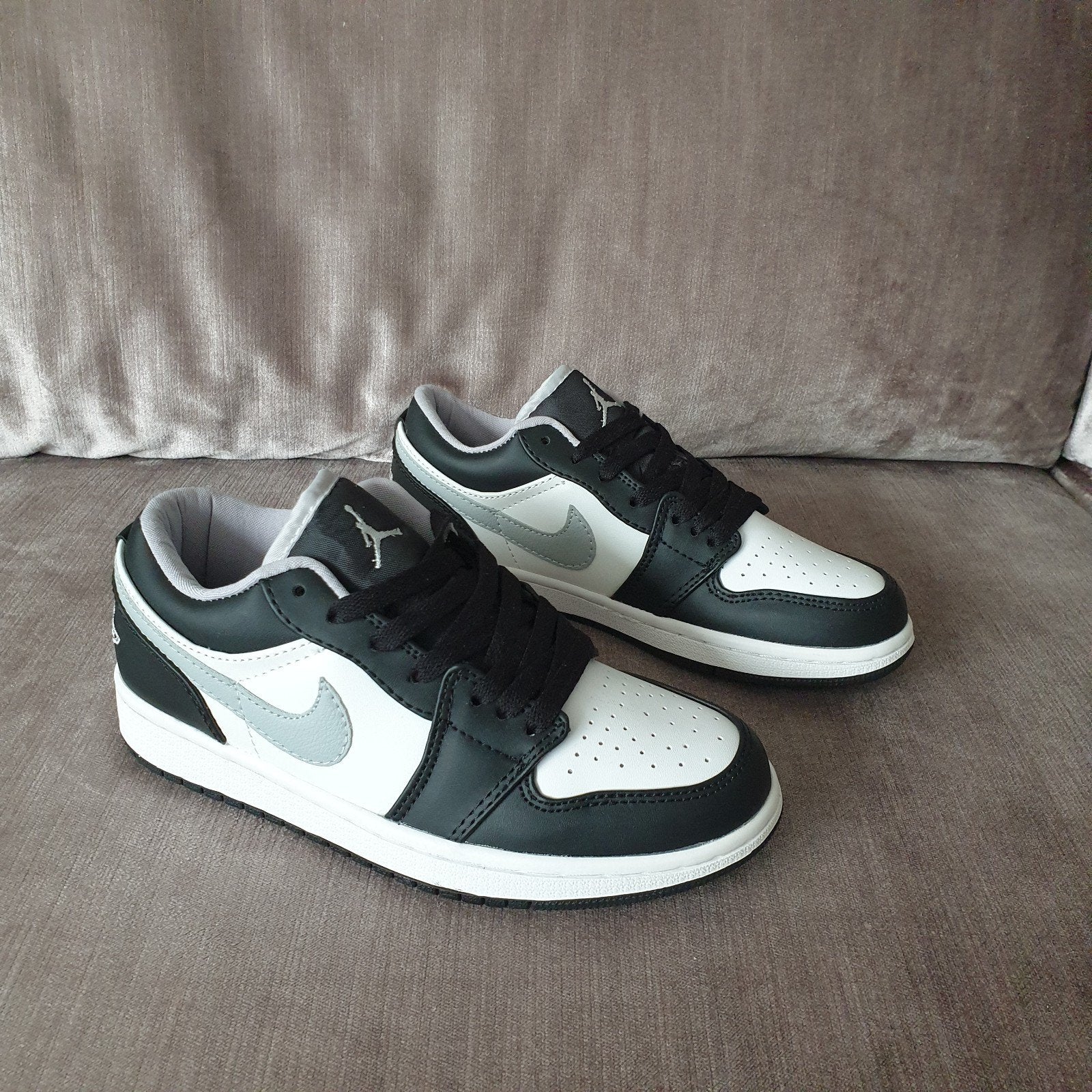 Nike air jordan 1 low shadow white, Nike Air Jordan, Overige kleuren, Nieuw, Ophalen of Verzenden