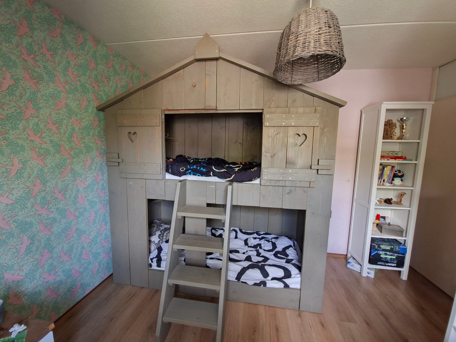 Stoere steigerhouten hoogslaper met hutbed en trap, Ophalen, Hoogslaper, 210 cm, Tweepersoons