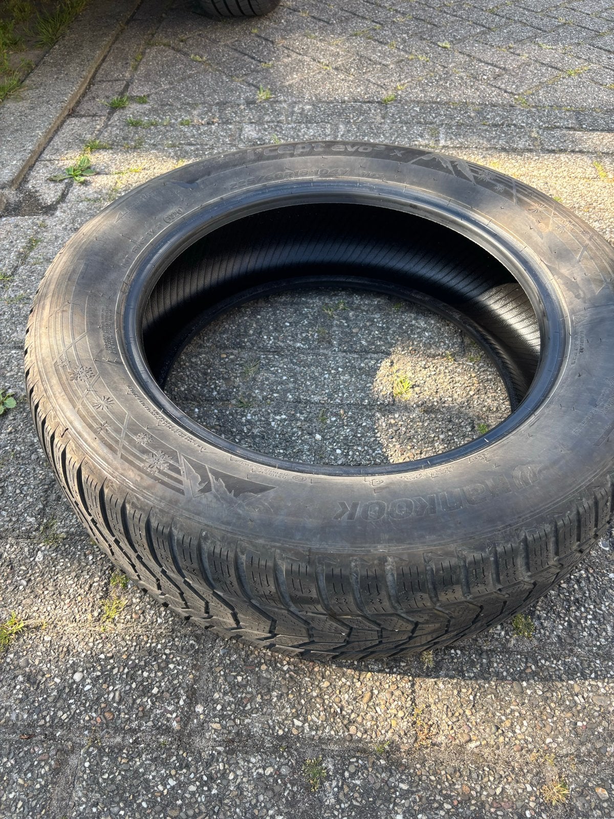 4 Hankook Winterbanden 225/60R18, Auto-onderdelen, Banden en Velgen, Ophalen, 18 inch, Gebruikt, Winterbanden