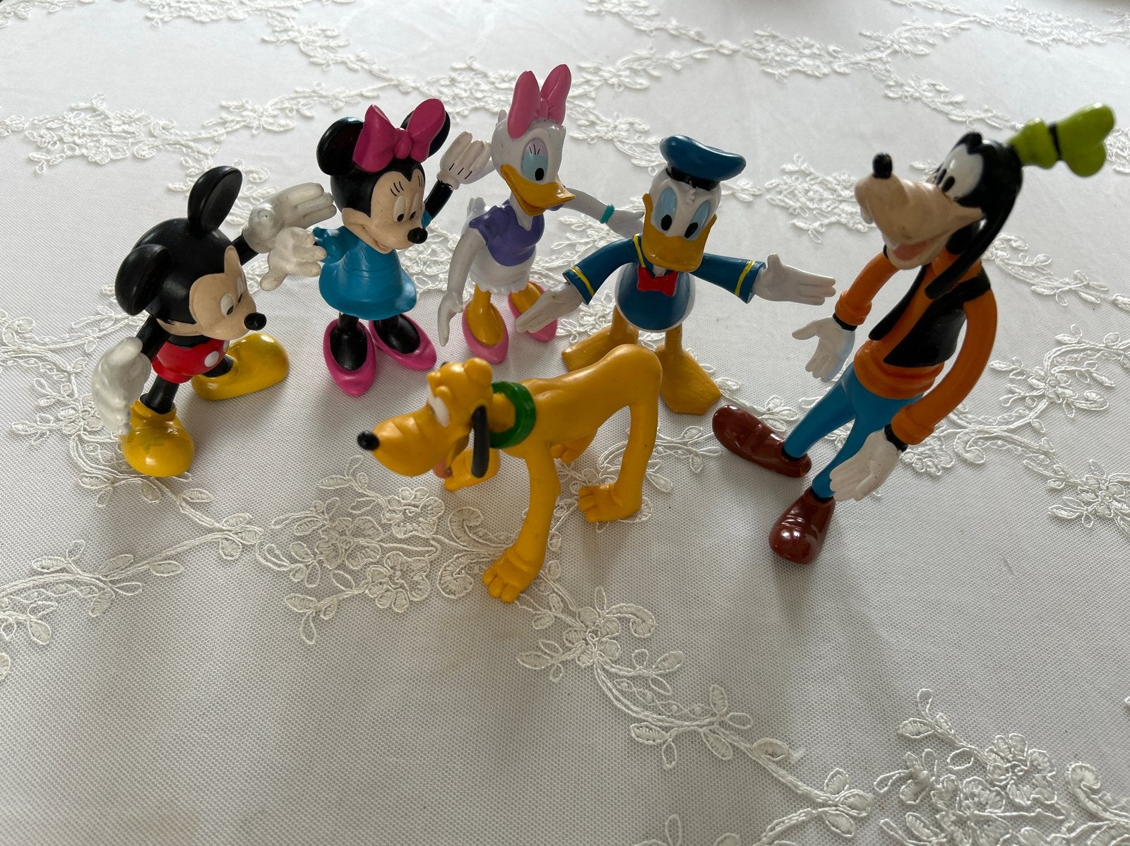 Disney Figuren Set: Mickey, Minnie, Donald, Katrien, Goofy,, Ophalen of Verzenden, Mickey Mouse, Gebruikt, Beeldje of Figuurtje