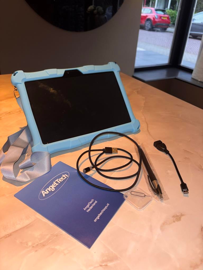 AngelTech Tablet met hoes en accessoires, Computers en Software, Windows Tablets, 10 inch, Usb-aansluiting, 32 GB, XL 10 inch