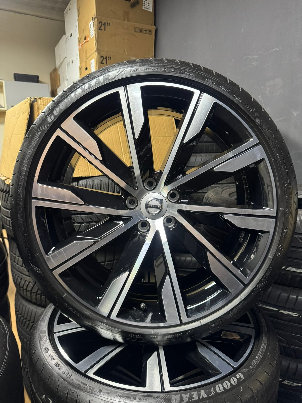 ❗️️ORIGINELE 20 INCH 10 SPOKE VOLVO V60 S60 VELGEN, 245 mm, Ophalen of Verzenden, Volvo, Volvo