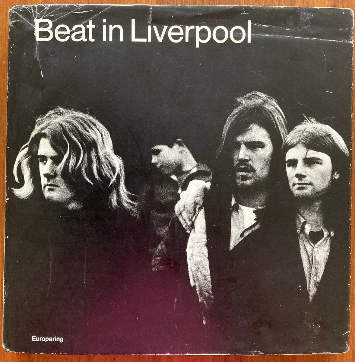 The Beatles- Beat in Liverpool inclusief single, Ophalen of Verzenden, Zo goed als nieuw, Boek, Tijdschrift of Artikel