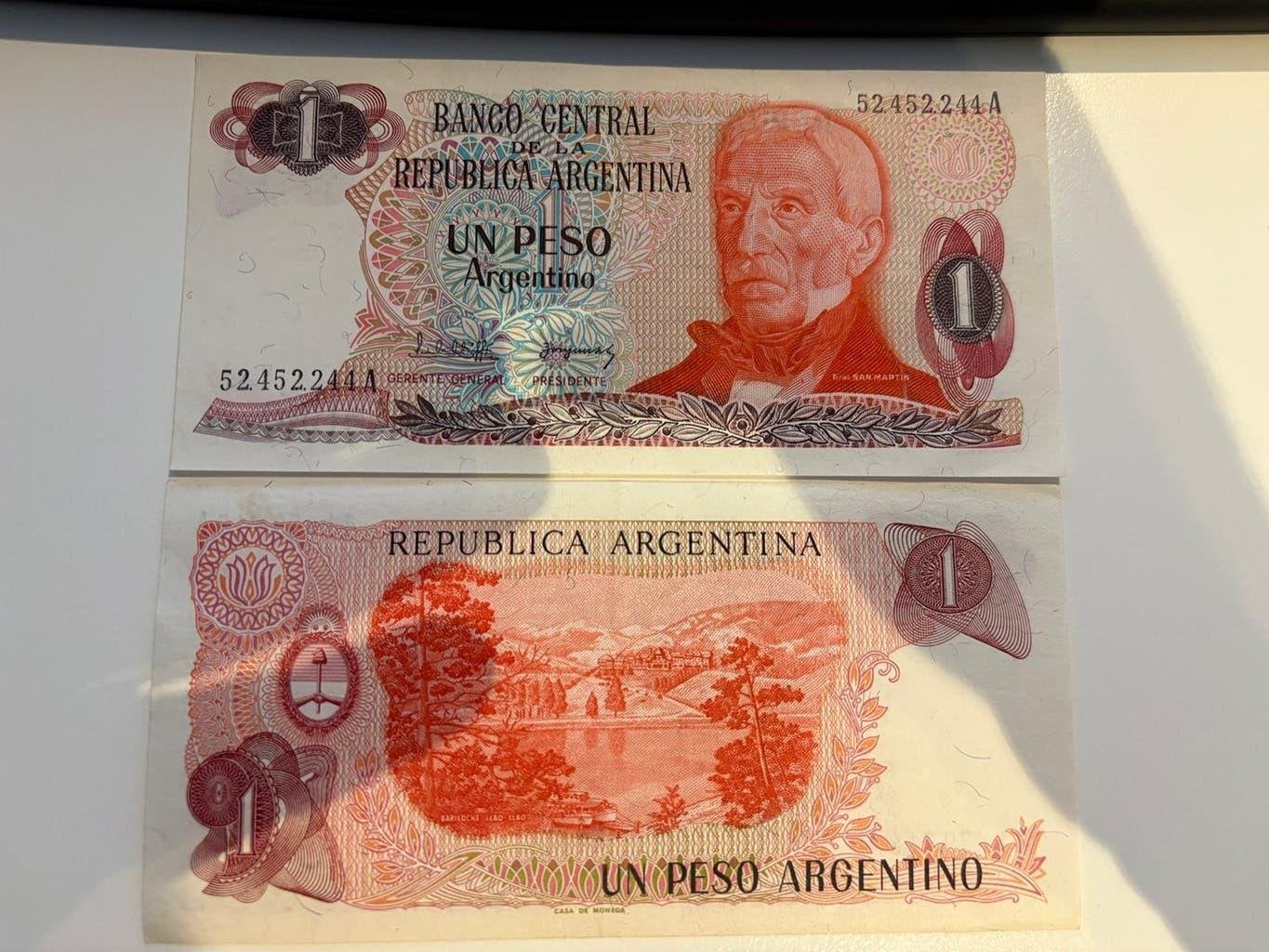 2x 1 Peso Argentinië, Ophalen of Verzenden, Zuid-Amerika, Los biljet