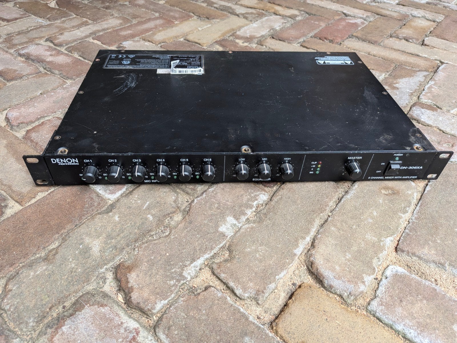 Denon DN-306XA 6-kanaals mixer met versterker, Ophalen of Verzenden, Gebruikt, 5 tot 10 kanalen, Microfooningang