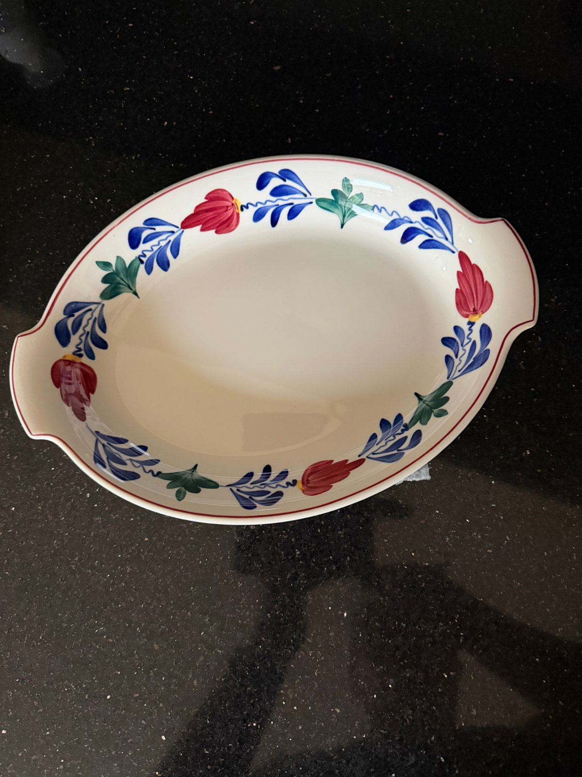 Boerenbont saladeschaal en broodschaal, Ophalen of Verzenden, Zo goed als nieuw, Aardewerk, Overige typen