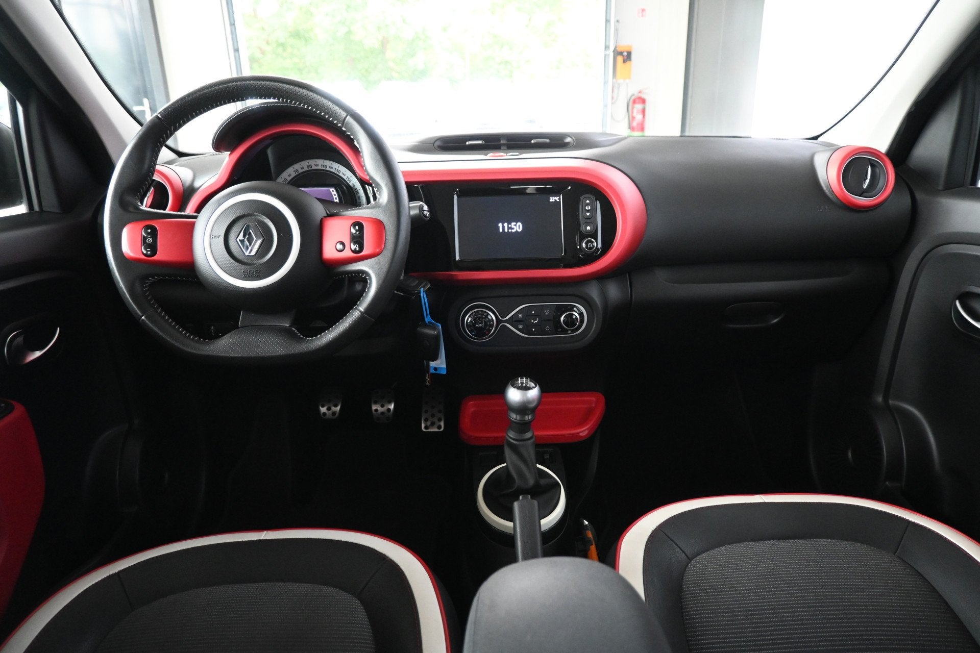 Renault Twingo 1.0 SCe Dynamique NAP! Clima Navigatie Cruise, Gebruikt, 4 stoelen, Zwart, Origineel Nederlands