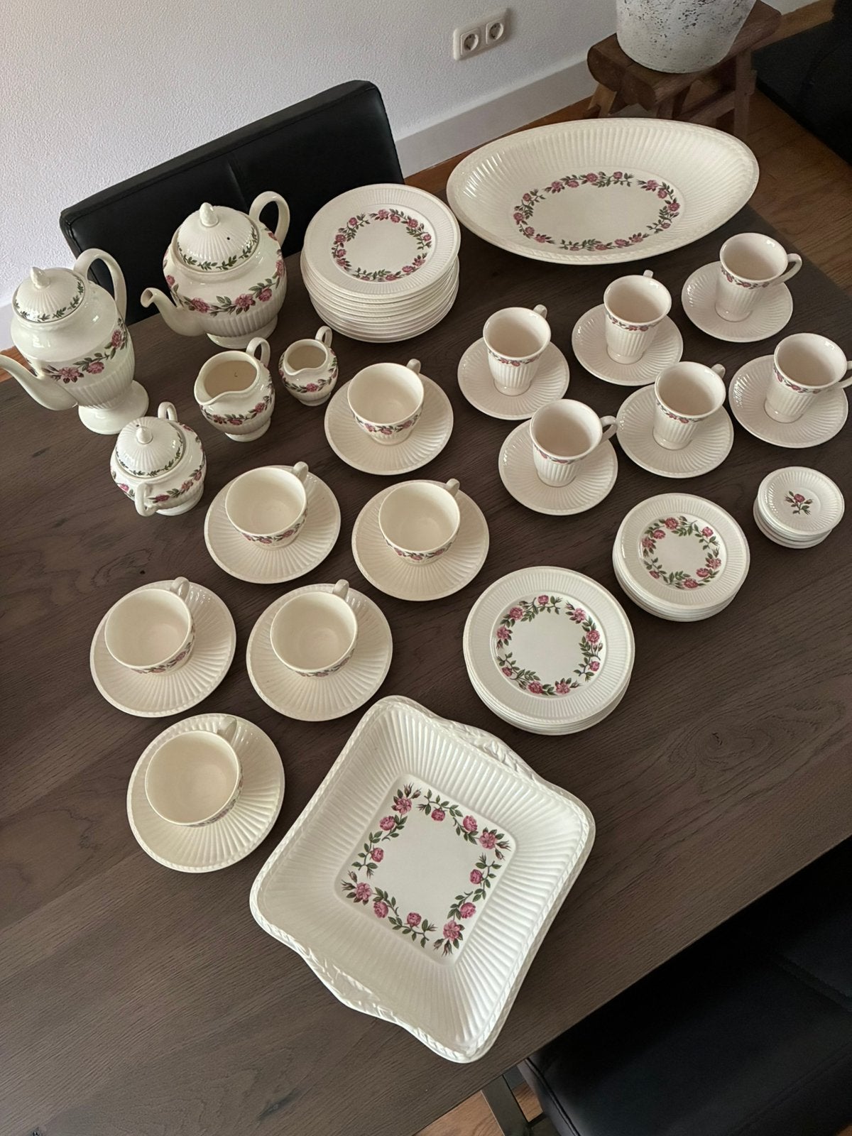 Wedgwood Rosalind servies, Antiek en Kunst, Antiek | Servies compleet, Ophalen