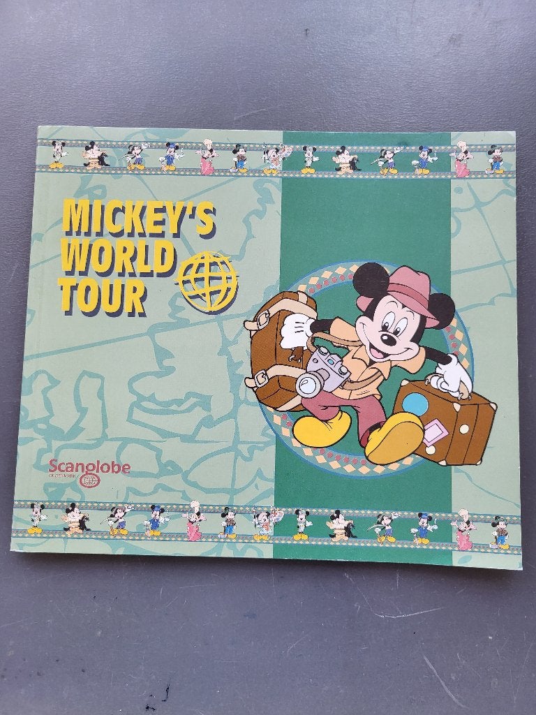 Mickey's World Tour Boek - 72 blz, zeer goede staat., Verzamelen, Ophalen of Verzenden, Mickey Mouse, Zo goed als nieuw, Papier, Kaart of Schrift