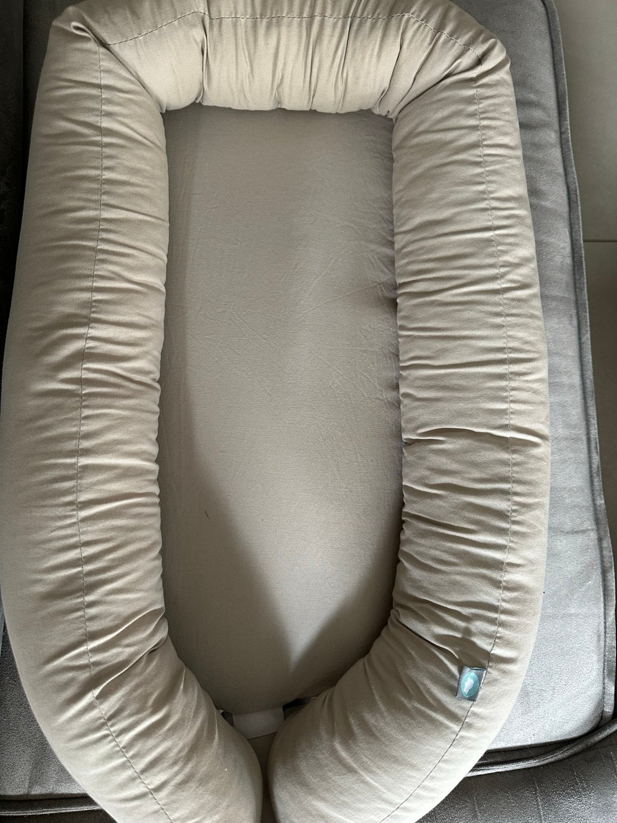 Comfortabel baby nestje - ideaal voor pasgeborenen, Ophalen of Verzenden, Zo goed als nieuw, Overige typen