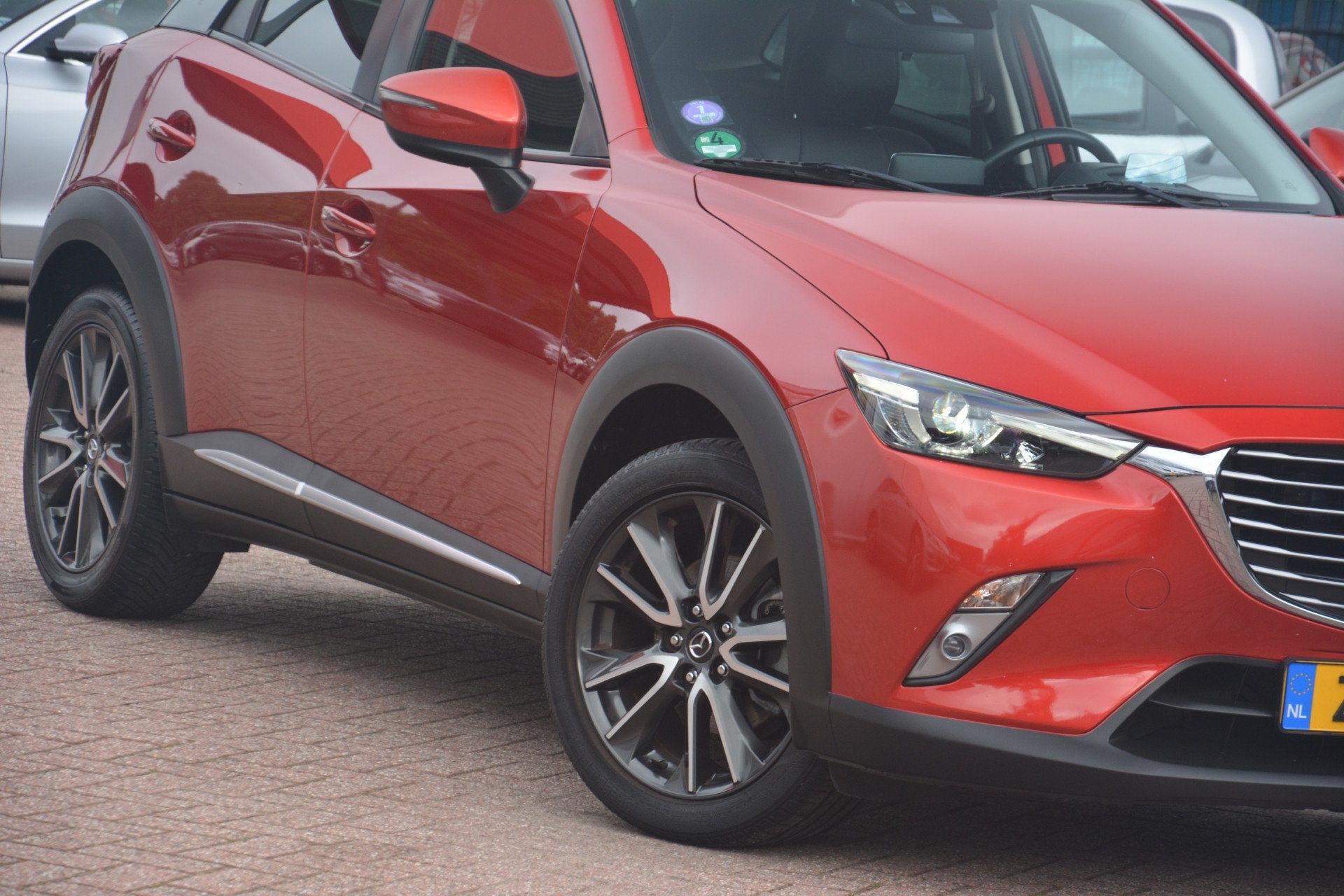 Mazda CX-3 2.0 SkyActiv-G 120 SkyLease GT | Navigatie | Leer, Voorwielaandrijving, 1998 cc, Gebruikt, Euro 6