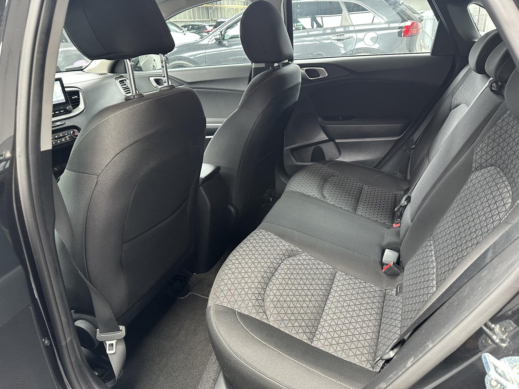 Kia Ceed 1.0 T-GDi DynamicLine, Auto's, Stof, Gebruikt, Euro 6, Origineel Nederlands