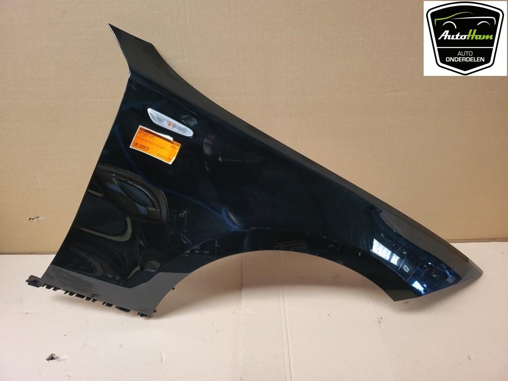 Spatbord Rechts Voor BMW 1 serie (E82) 2011 41357133228, Gebruikt, Petuelring 130, München 80809, , Duitsland, BMW, Bayerische Motoren Werke AG