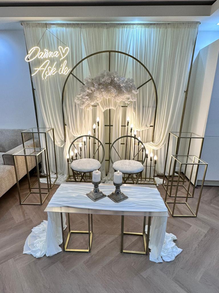 Backdrop Verhuur – Bruiloft, Verlofing & Events (Heel NL), Ophalen of Verzenden, Zo goed als nieuw, Geboorte of Huwelijk