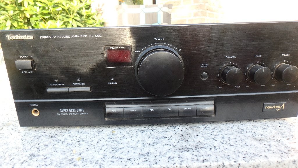 Technics stereo versterker SU X102, Overige merken, Gebruikt, Ophalen of Verzenden, Minder dan 60 watt