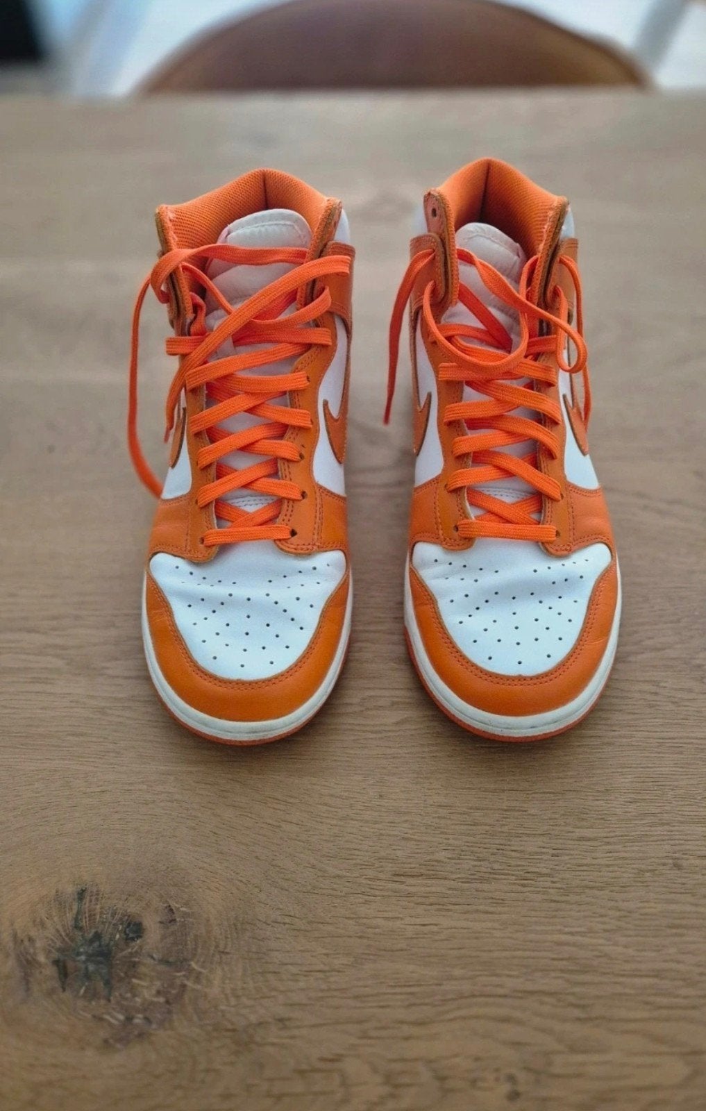 Nike Dunk Orange, Ophalen of Verzenden, Zo goed als nieuw, Schoenen