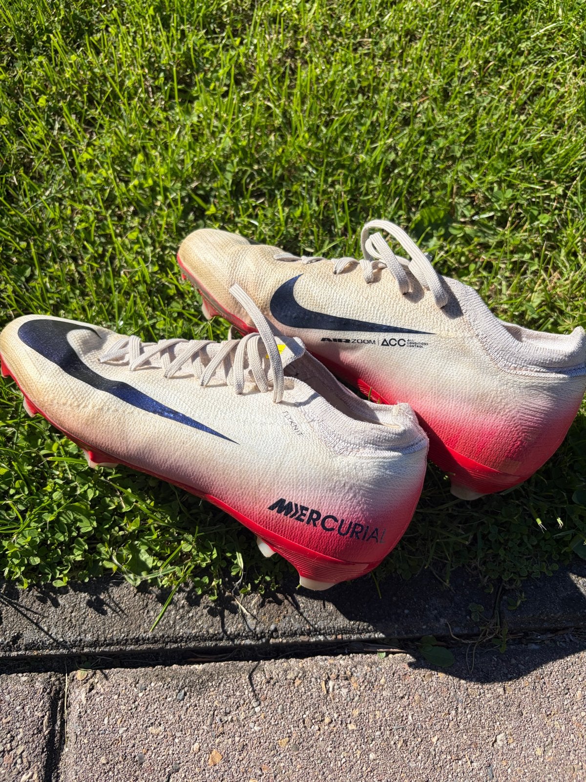 Nike Mercurial Voetbalschoenen - Maat 36.5, Maat XS of kleiner, Ophalen, Gebruikt, Schoenen
