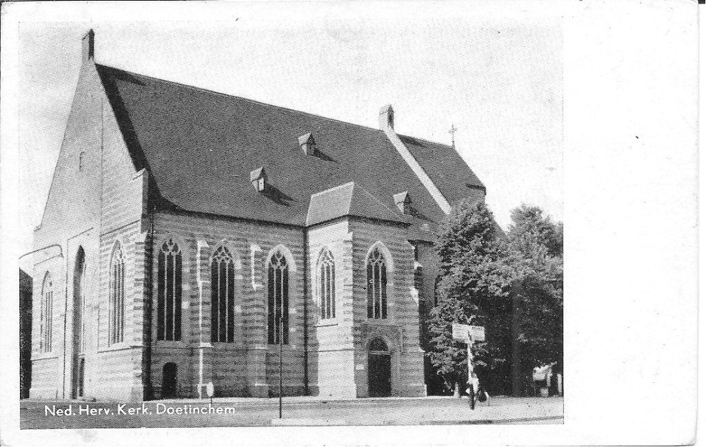 Oude Ansichtkaart Ned. Herv. Kerk, Doetinchem (Gelderland), Ophalen of Verzenden, 1940 tot 1960, Gelopen, Gelderland